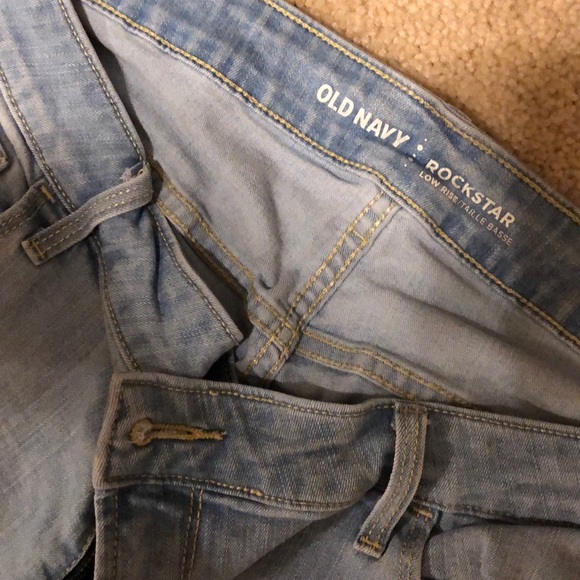 Old navy skinny jeans - Picture 2 of 2